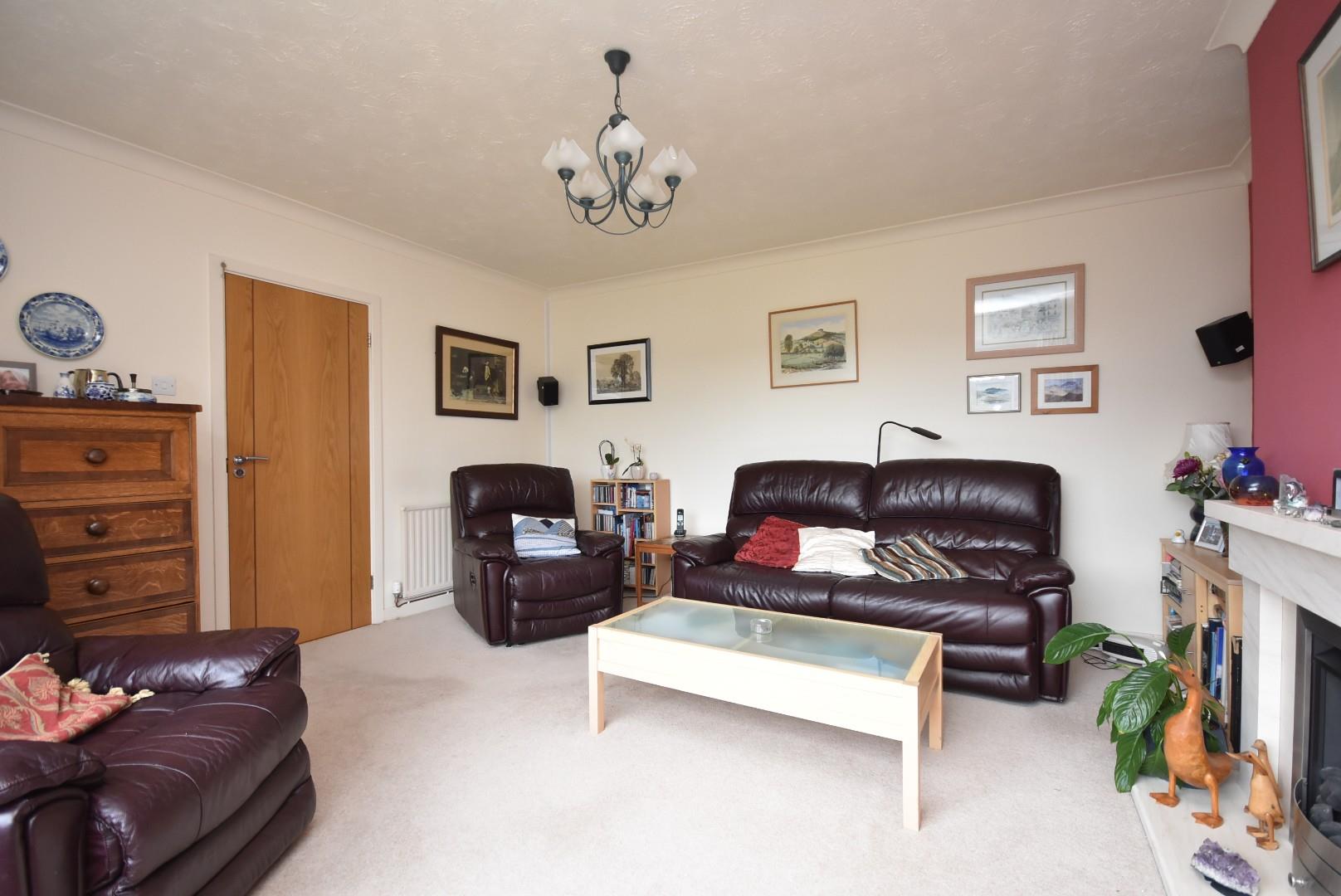 35 Gwenfo Drive, Wenvoe, CF5 6BR